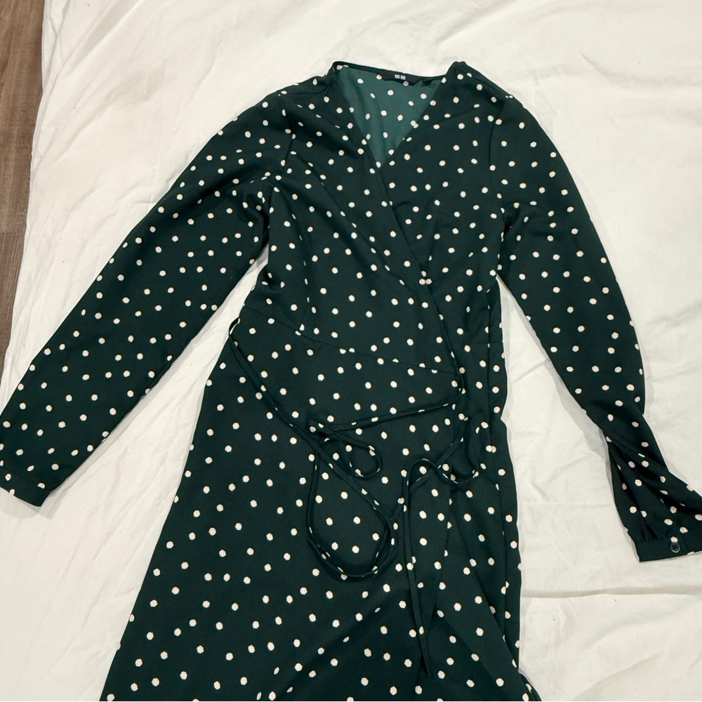 Uniqlo Dark Green Polka Dot Long Sleeve Dress